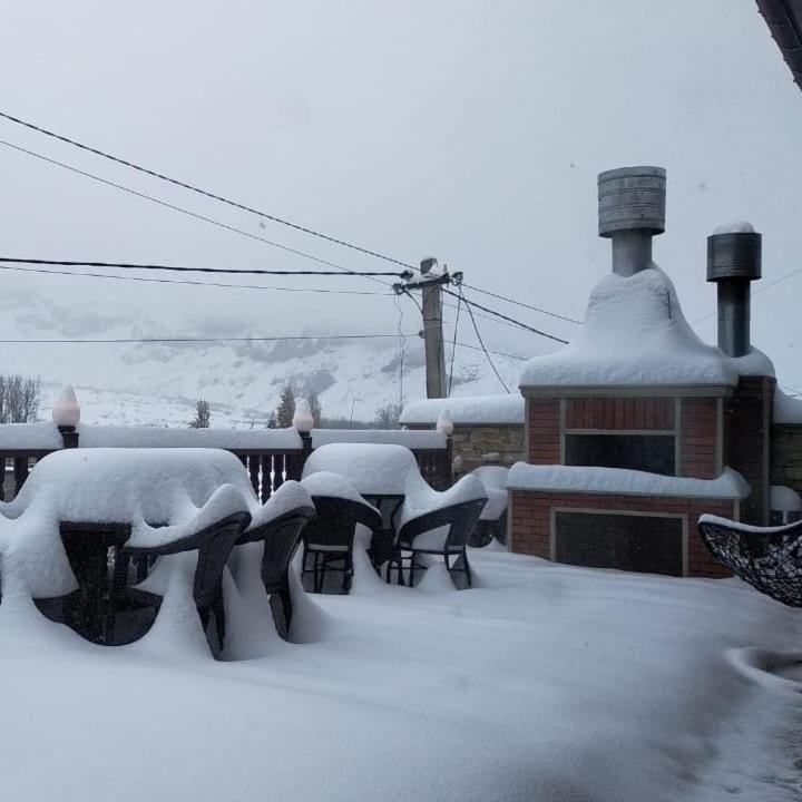 Eastern Georgia Hotel Kazbegi Екстериор снимка