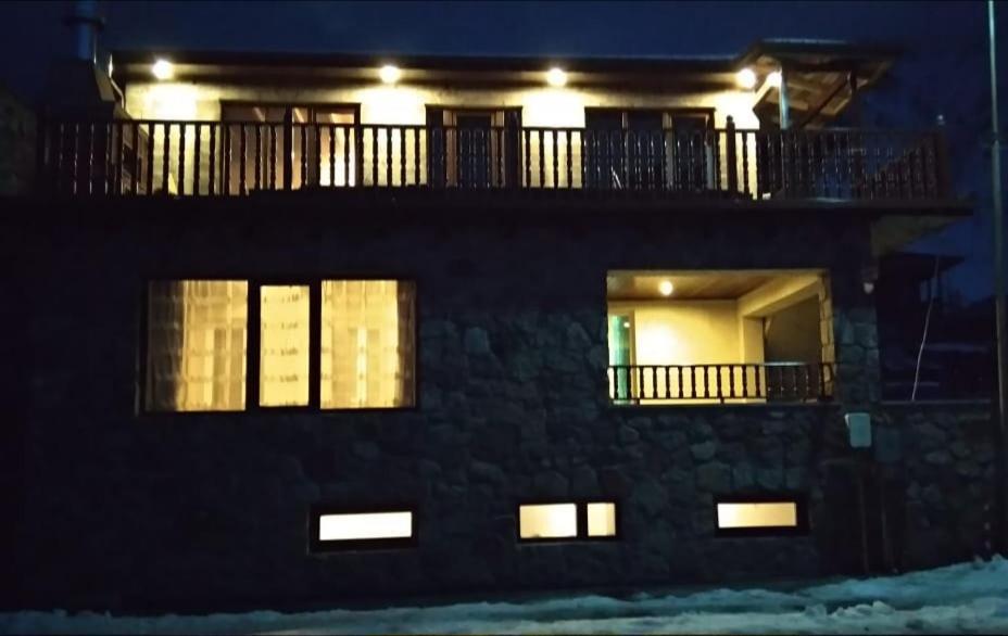 Eastern Georgia Hotel Kazbegi Екстериор снимка